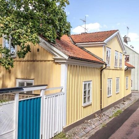 Central Laegenhet I 1700-Talshus Västervik Exterior photo