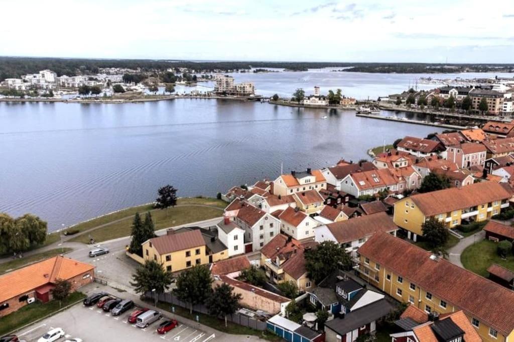 Central Laegenhet I 1700-Talshus Västervik Exterior photo